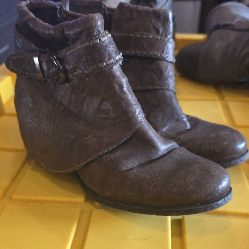 Sundance Brown Wedge Ankle Booties with Buckle Detail